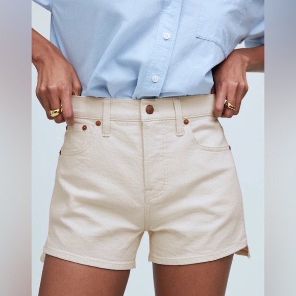 Madewell Pants - NWT Madewell The Perfect Vintage Jean Short in Vintage Canvas Size 30